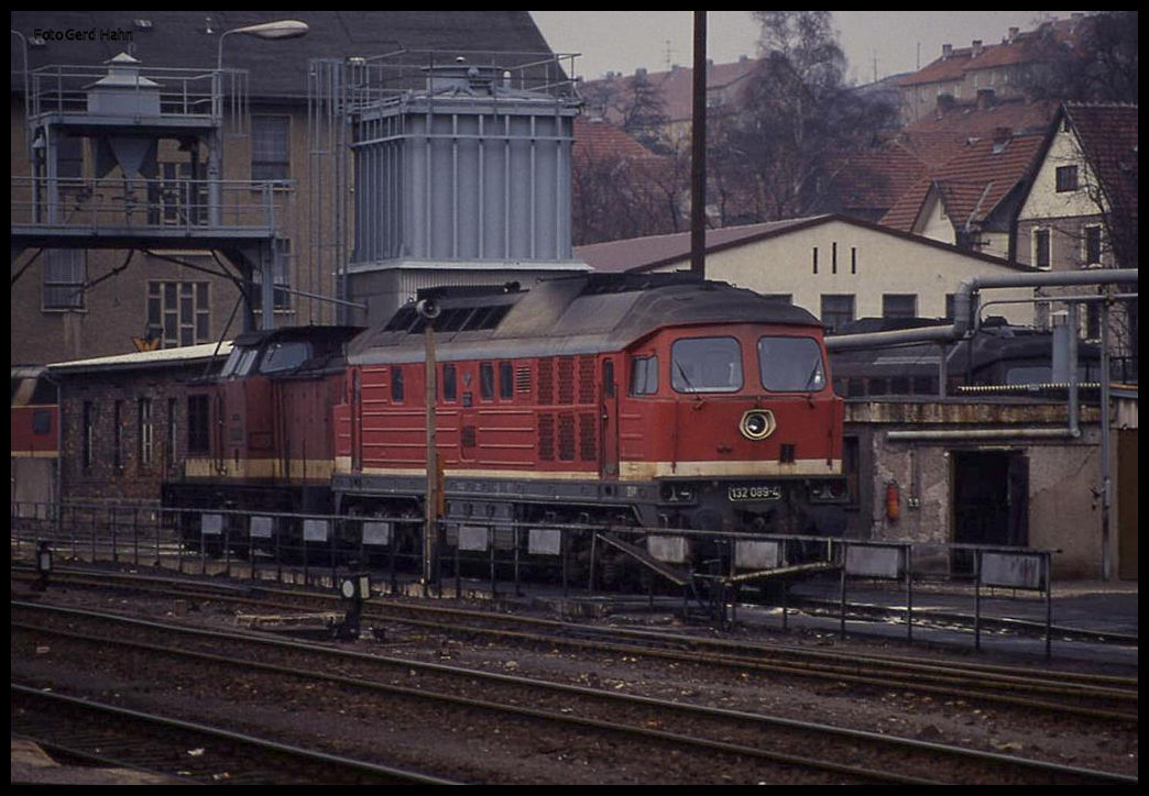 132089 steht hier am 29.3.1991 im BW Meiningen.