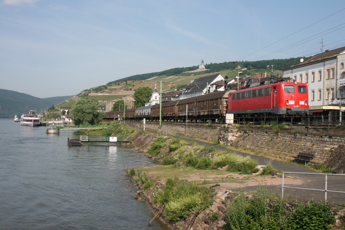 139 287 mit DGS 75869 (BayernBahn, Langenfeld [Rheinland]–Wassertrdingen) am 24.05.2012 in Rdesheim (Rhein)