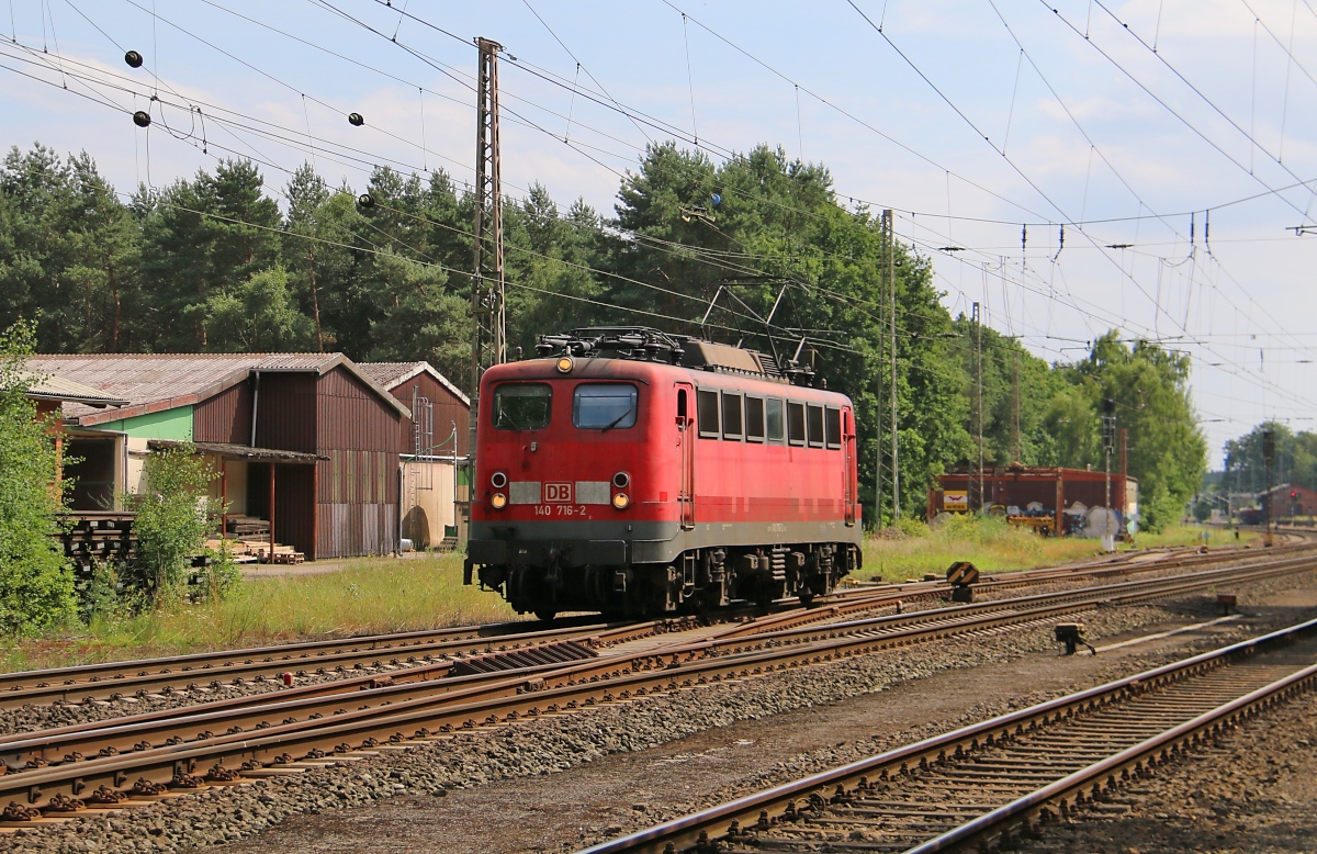 140 716-2 als Tfzf in Richtung Verden(Aller). Aufgenommen in Eystrup am 22.07.2015.