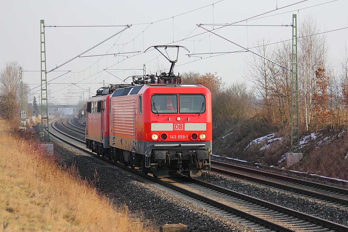 143 659-1 DB und 111 170-7 DB bei Bad Staffelstein am 30.01.2012