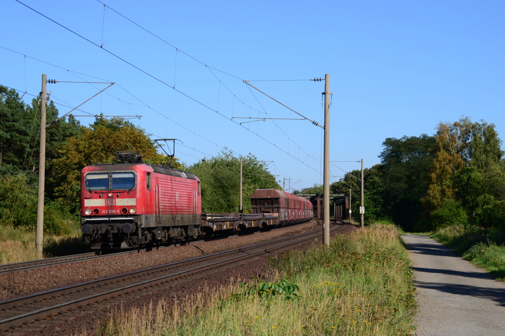 143 896 mit EK 53821 Beddingen - Seelze Ost am 24.08.2016 bei Groß Gleidingen