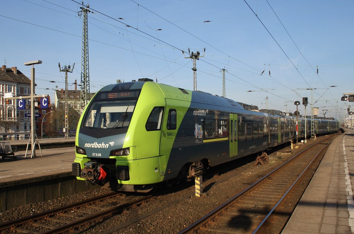 1430 543-7 verlässt am 28.1.2017 als RB71 (NBE83816) nach Wrist den Bahnhof Hamburg-Altona.