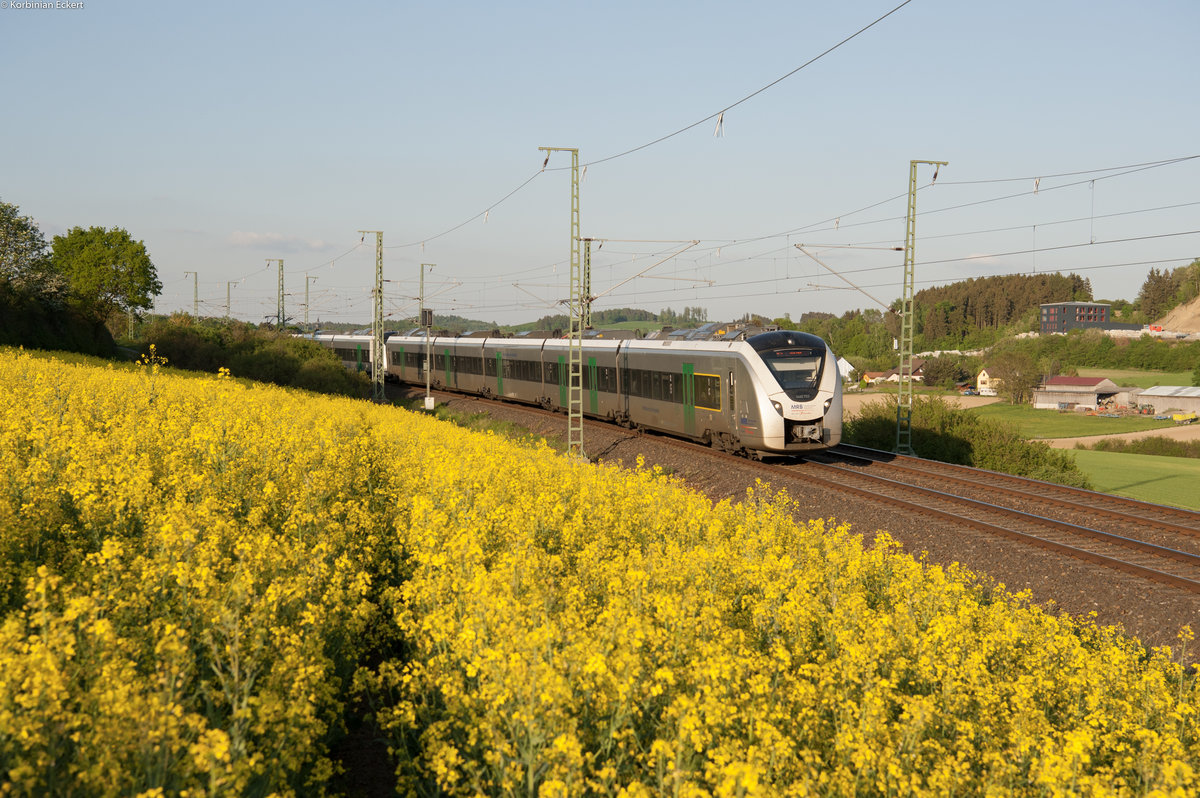 1440 703 der MRB als RE 26926 von Dresden Hbf nach Hof Hbf bei Feilitzsch, 08.05.2018