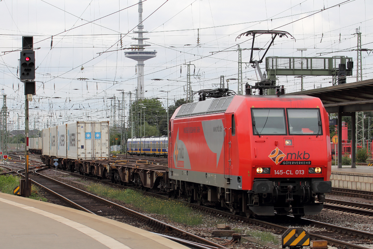 145-CL 013 in Bremen 21.9.2013