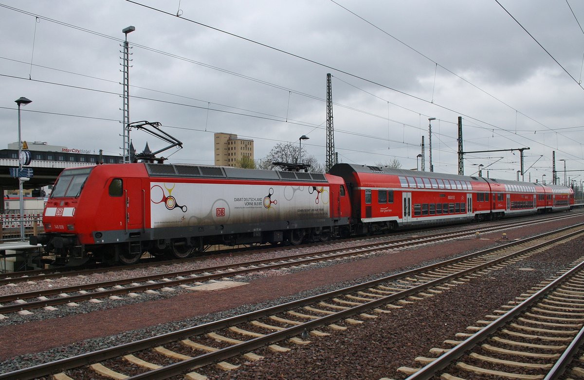146 008 schiebt am 7.4.2017 die RB40 (RB16414) von Burg(Magdeburg) nach Braunschweig Hauptbahnhof in den Magdeburger Hauptbahnhof.