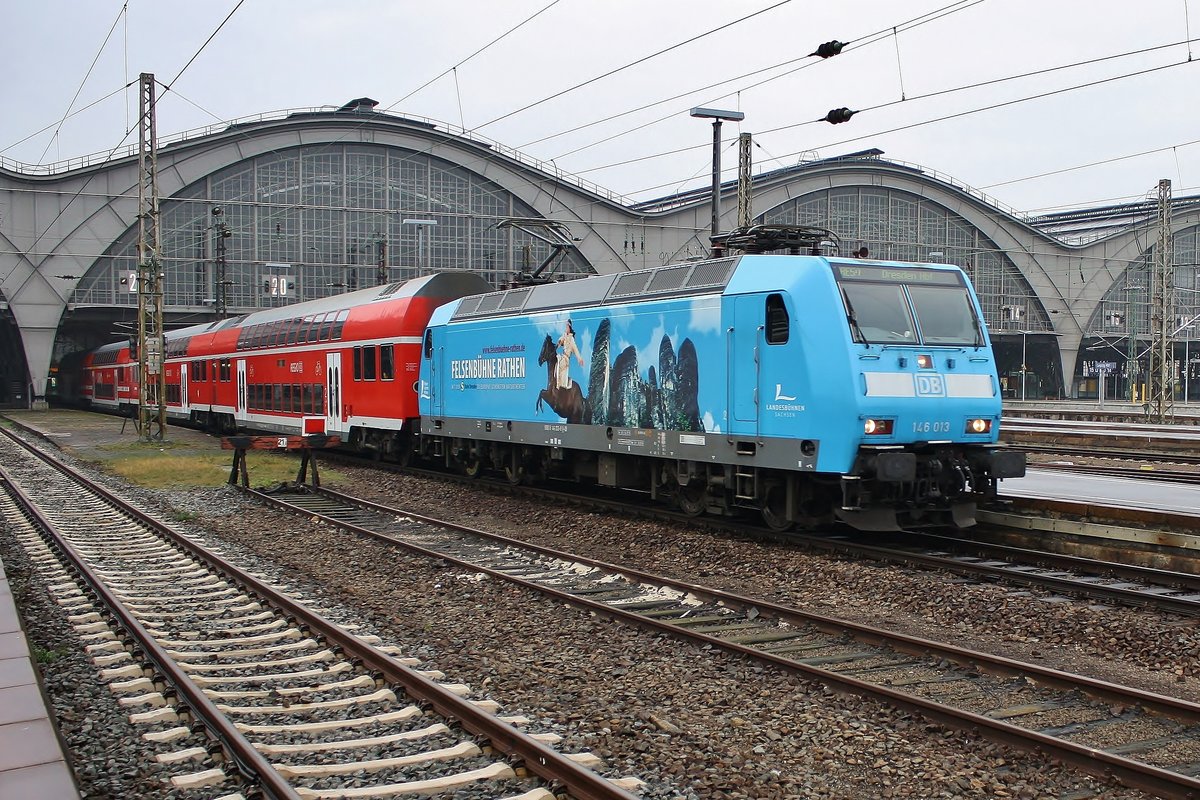 146 013 fährt am 27.1.2018 mit dem RE50 (RE16513)  Saxonia  nach Dresden Hauptbahnhof aus dem Leipziger Hauptbahnhof aus. 