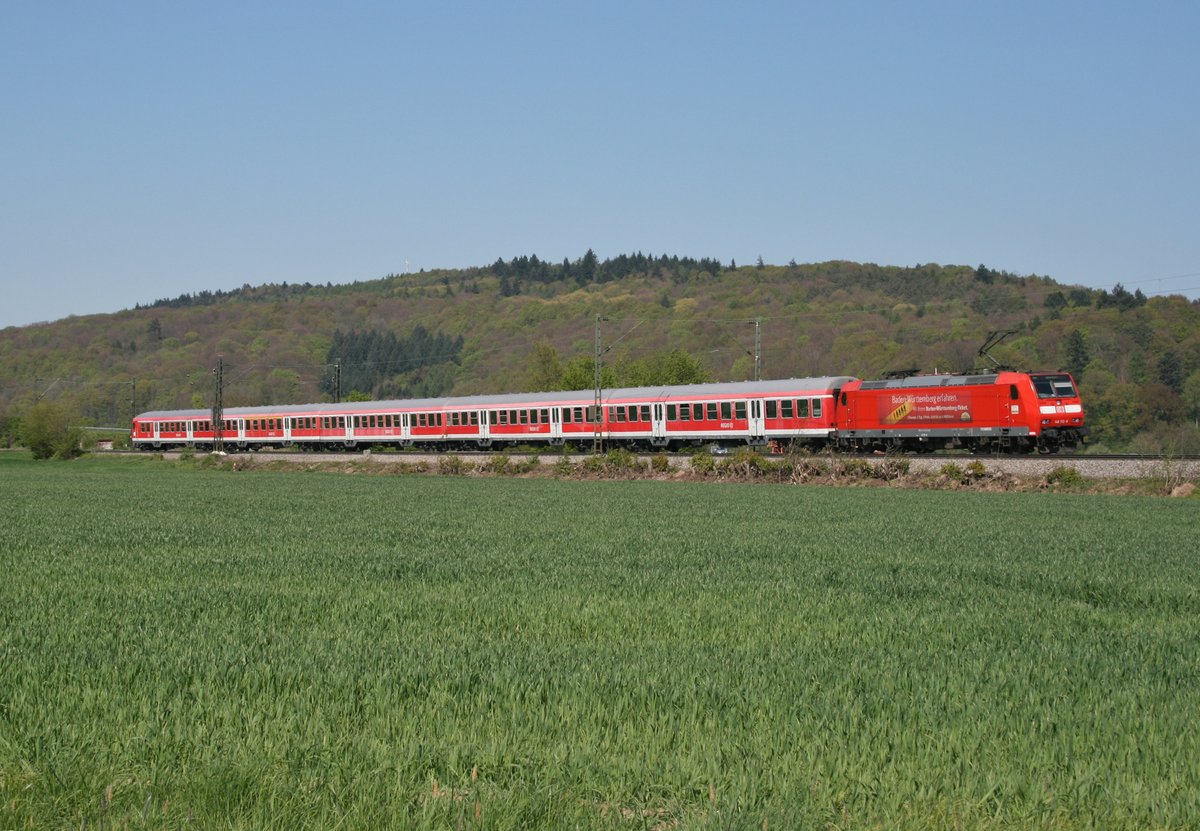 146 112 mit RB 17060 (Neuenburg [Baden]–Offenburg) am 21.04.2017 zwischen Denzlingen und Kollmarsreute