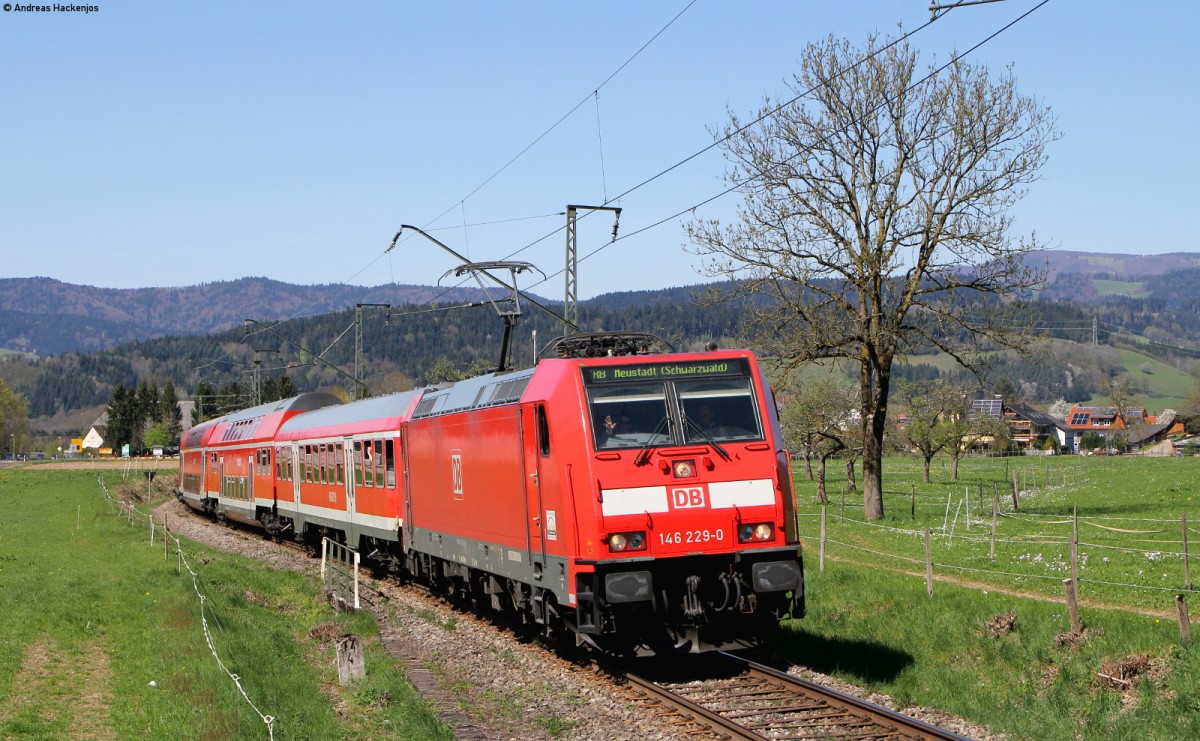 146 2290 mit der RB 26951 (Freiburg(Brsg)HbfNeustadt(Schwarzw)) bei