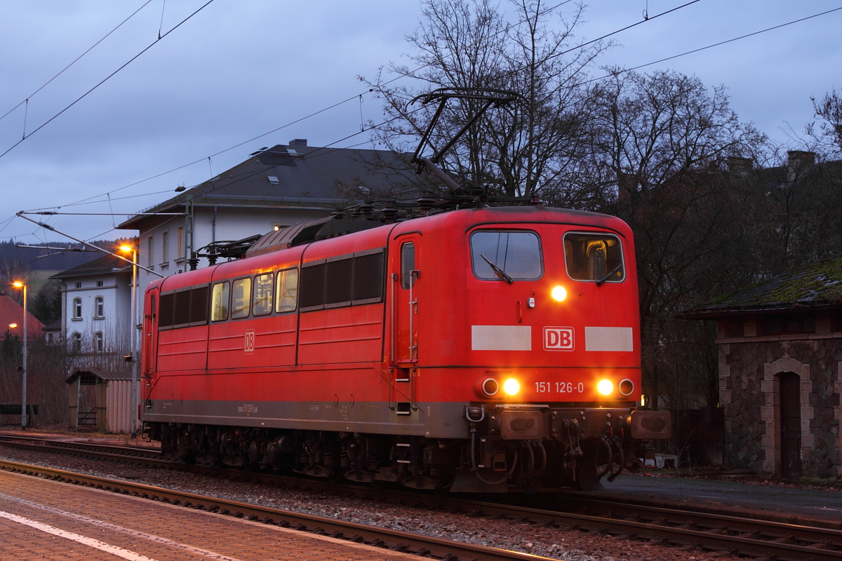 151 126-0 DB Cargo in Pressig/ Rothenkirchen am 27.12.2016.