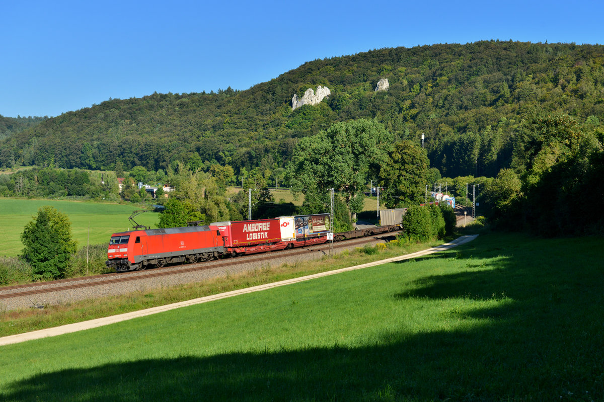 152 003 mit einem KLV am 25.08.2016 bei Breitenfurt. 