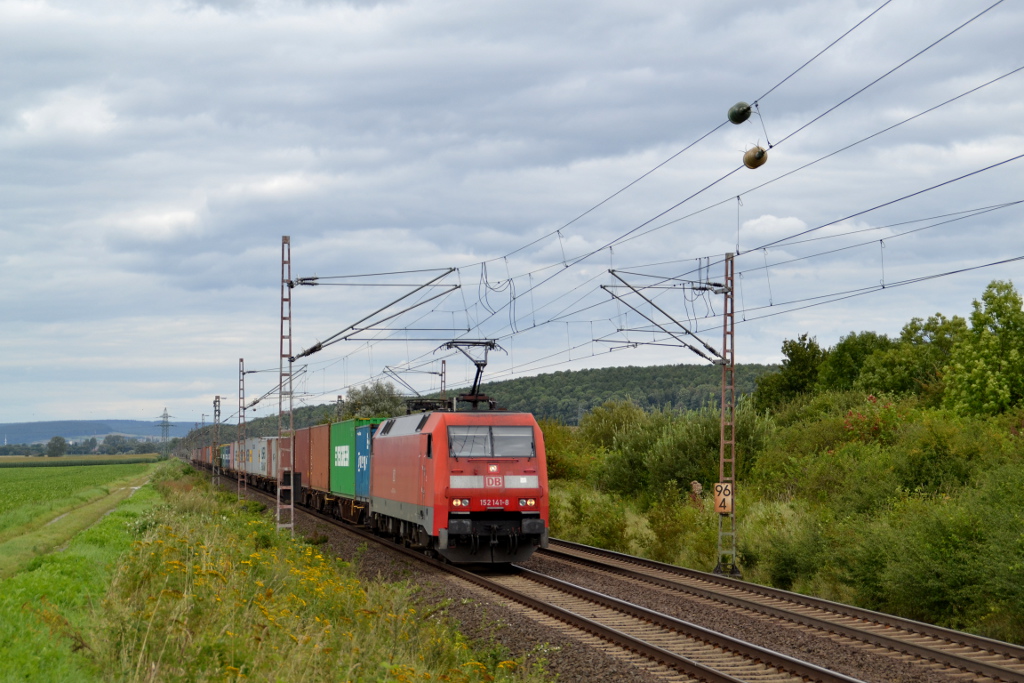 152 141 mit KT 50251 Maschen Rbf - Nürnberg Hafen am 17.08.2014 bei Nörten-Hardenberg,