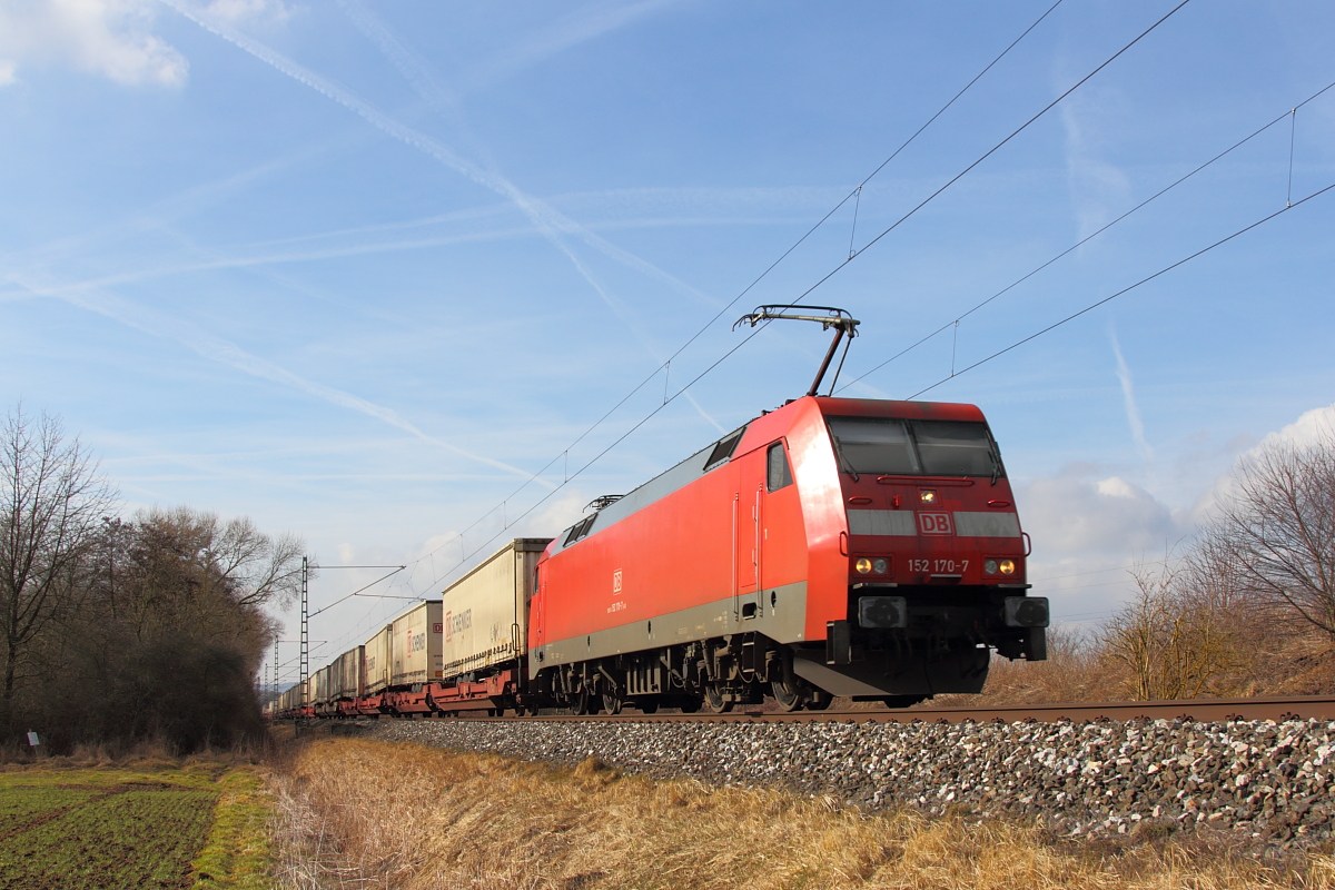 152 170-7 DB Cargo bei Trieb am 25.02.2017.
