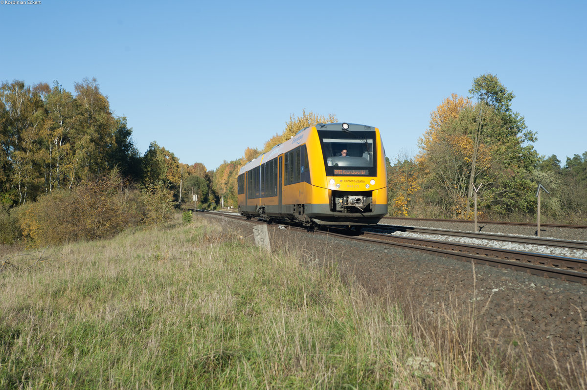 1648 205 als OPB 79739 von Marktredwitz nach Regensburg bei Wiesau, 15.10.2017