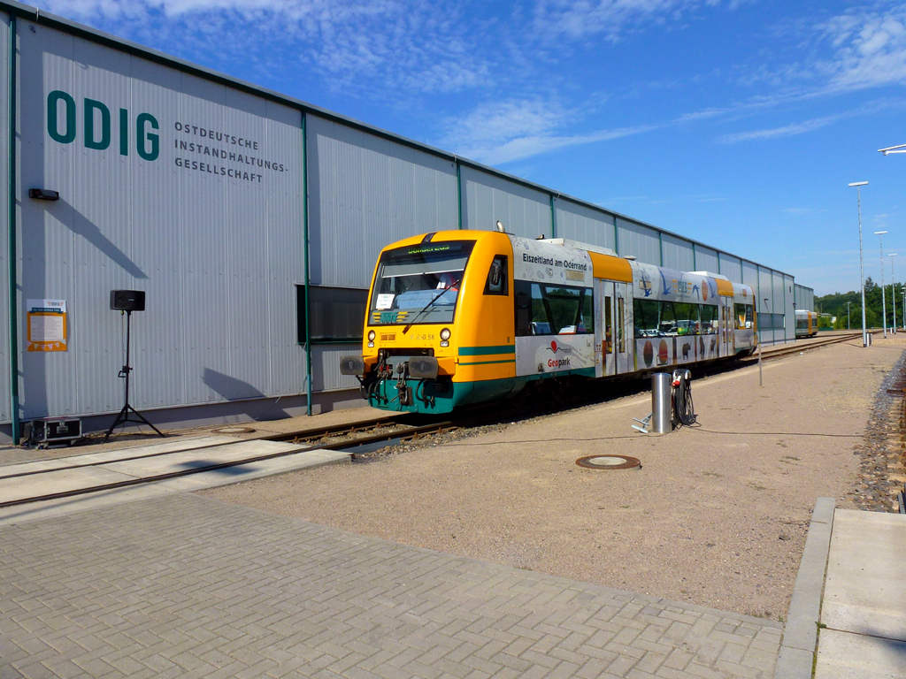 17. August 2013 - Der Werbe-Zug der ODEG  Eiszeitland am Oderrand  im ODEG Betriebshof.