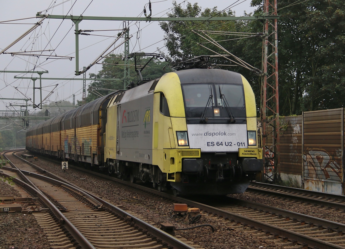 182 511 (ES 64 U2-011) mit geschlossenen ARS-Autotransportwagen in Fahrtrichtung Seelze. Aufgenommen am 20.092014 in Hannover Linden-Fischerhof.