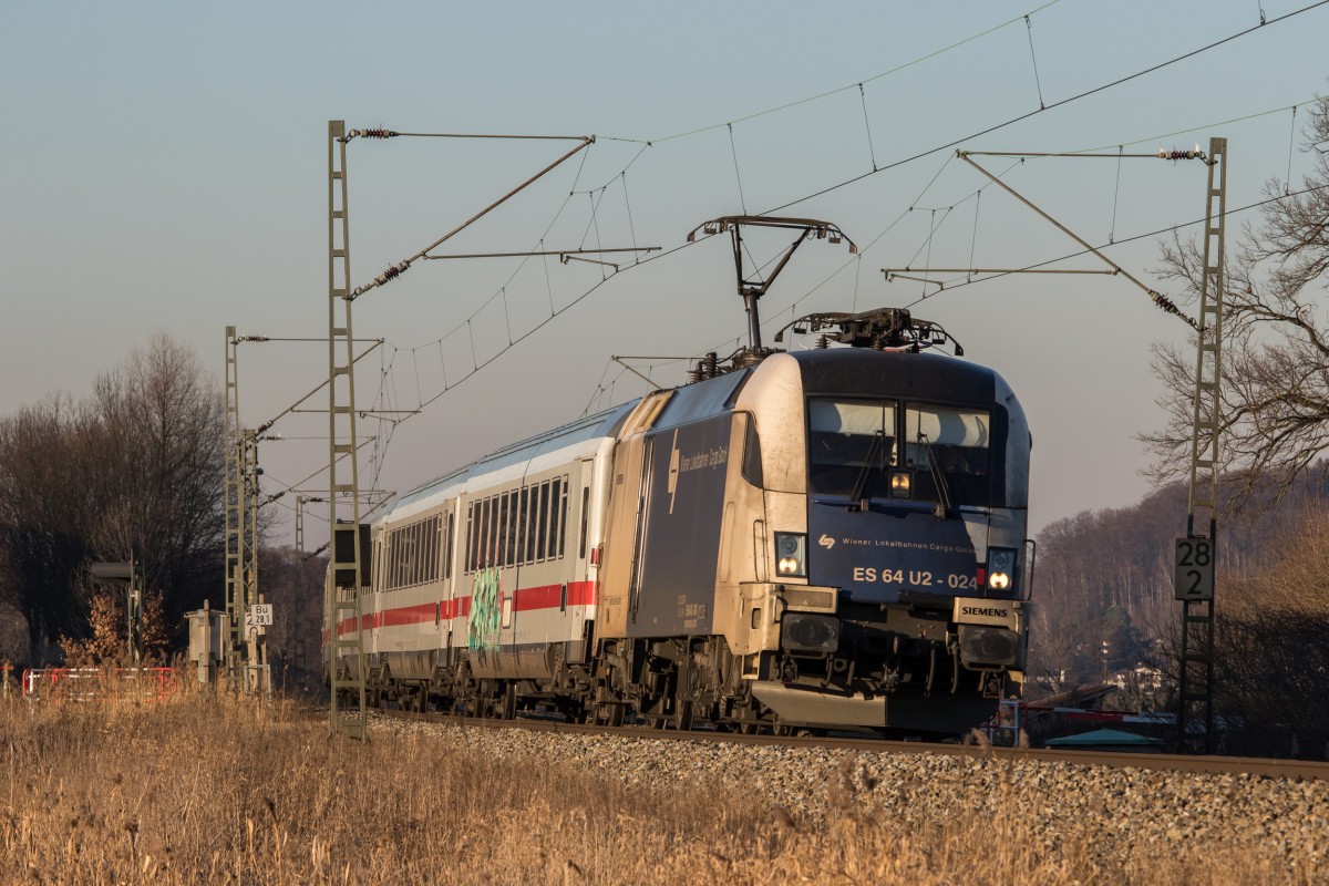 182 524 von WLC mit dem IC 2083 am 29. Dezember 2015 bei Weisham.