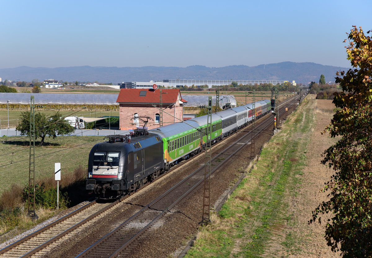 182 597 mit FLX 1817 nach Stuttgart.(Ladenburg 13.10.2018).