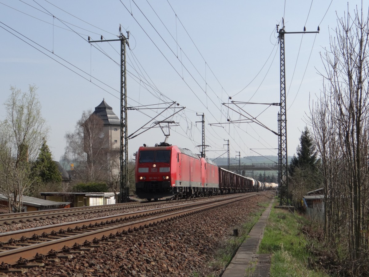 185 180 und 185 xxx zusehen am 30.03.14 in Saalfeld/Saale.