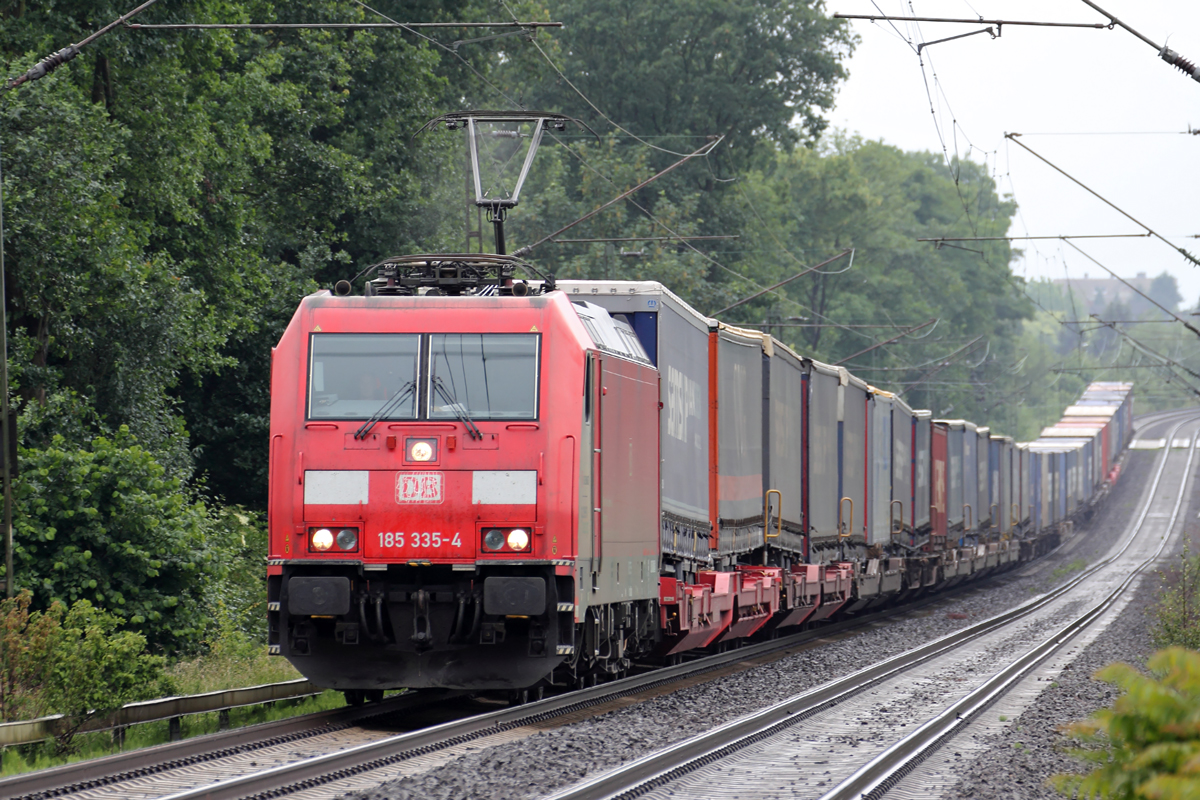 185 335-4 am BÜ KM27,298 auf der Hamm-Osterfelder Strecke in Recklinghausen 23.6.2015