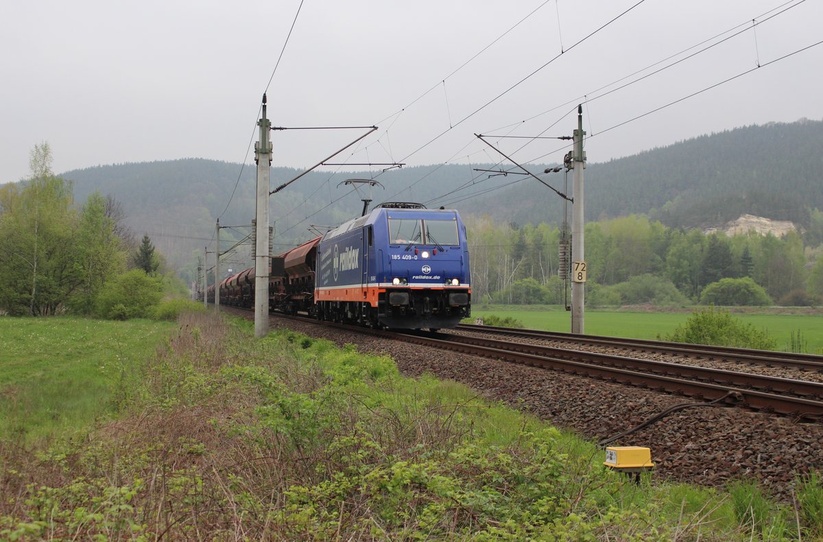 185 409-0 zu sehen am 04.05.17 bei Remschütz.