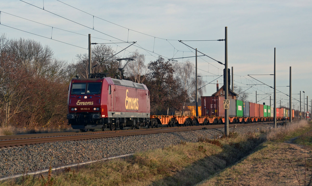 185 513 führte am 08.12.16 einen kurzen Containerzug durch Braschwitz Richtung Halle(S). Gruß zurück!