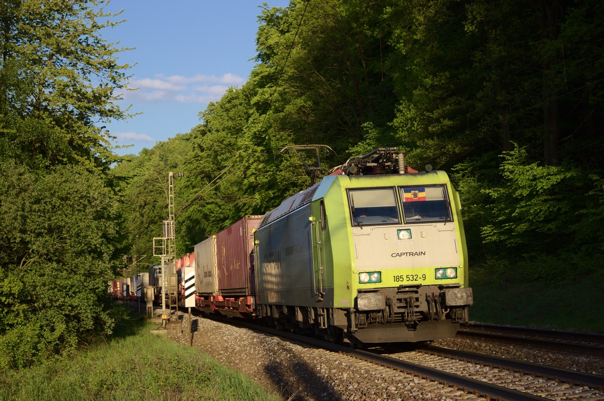 185 532 konnte am 07.05.15 mit ihrem DGS nach Neuss bei Regensburg Prüfening abgepasst werden. 