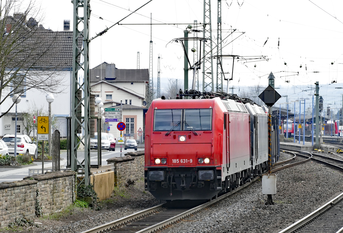 185 631-9 Doppeltraktion mit Güterzug durch den Bf Remagen - 21.04.2018