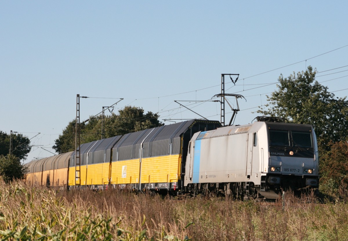 185 677 mit DGZ 95288 (PCT, Bremerhaven–Bremen Rbf) am 02.10.2013 zwischen Loxstedt und Lunestedt