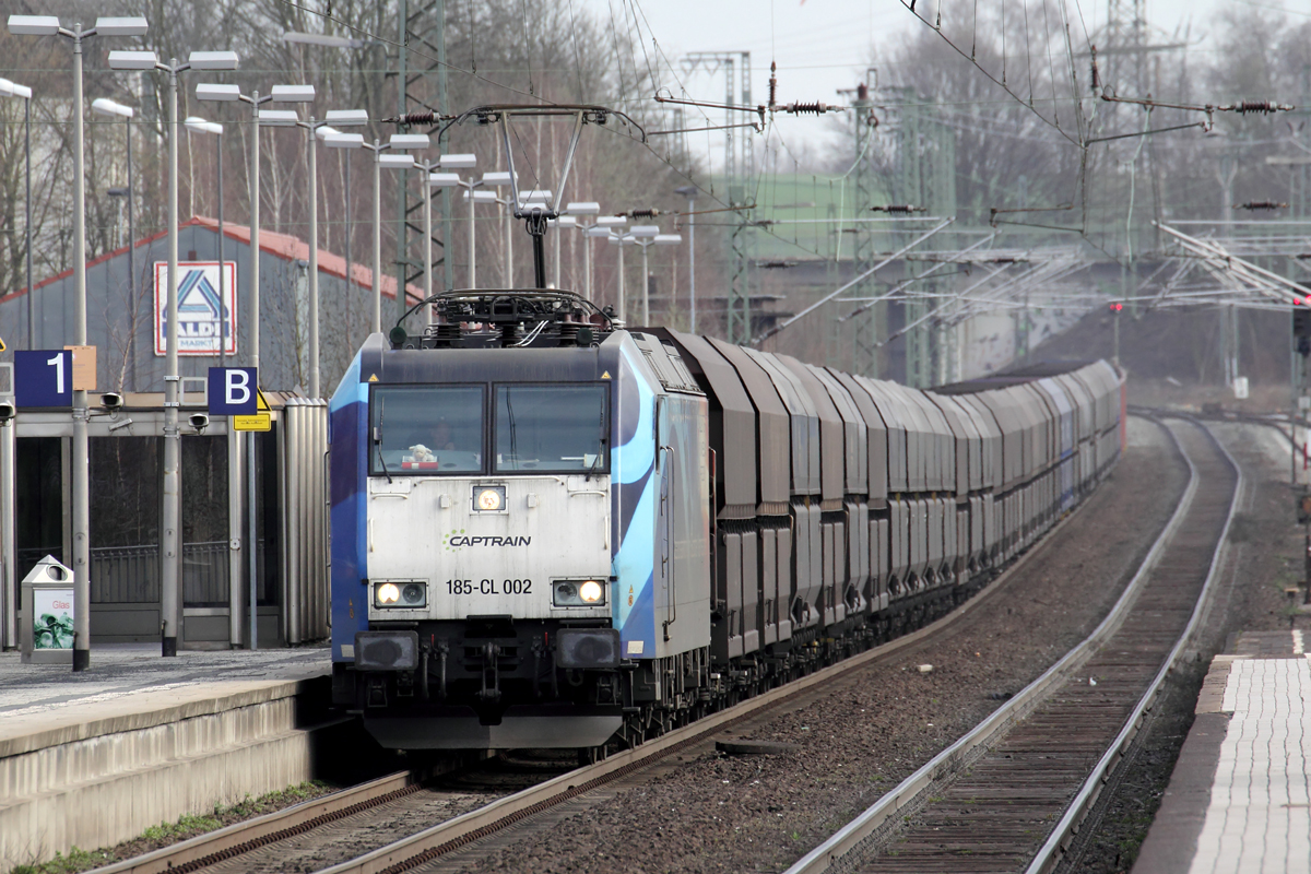 185-CL 002 durchfährt Recklinghausen 3.4.2015