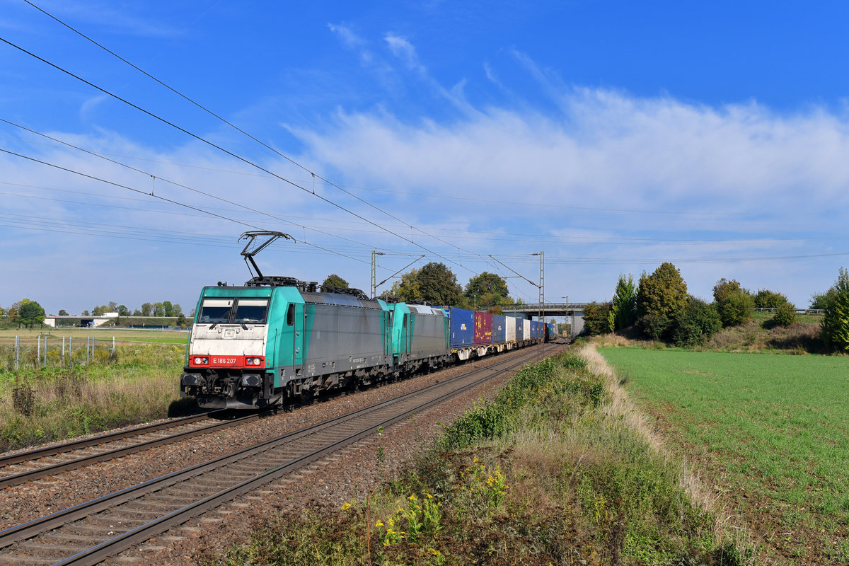 186 207 + 185 610 mit DGS 40679 am 09.09.2018 bei Plattling. 