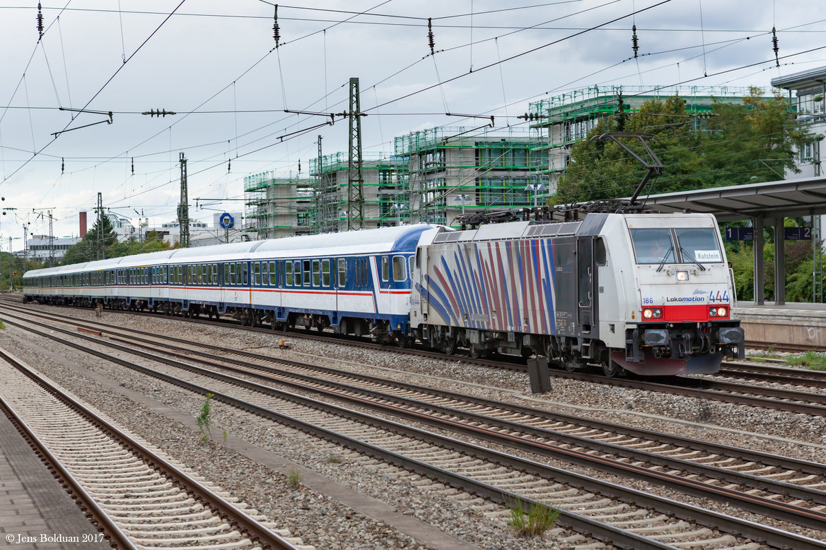 186 444 von Lokomotion durfte am 15.09.2017 den Meridian-Ersatzzug von München Hbf in Richtung Kufstein bespannen