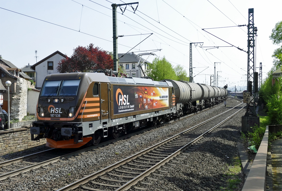 187 538 HSL-Logistik mit Kesselwagen durch Remagen - 21.04.2018