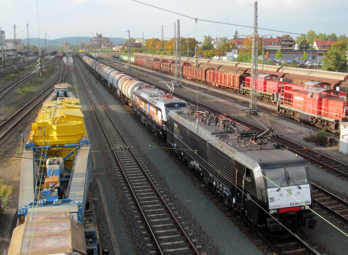 189 095 und 193 875-2  Connecting Europe  (beide MRCE / Transpetrol) stehen am 01. Oktober 2014 mit einem Kesselwagenzug im Bahnhof Bamberg.