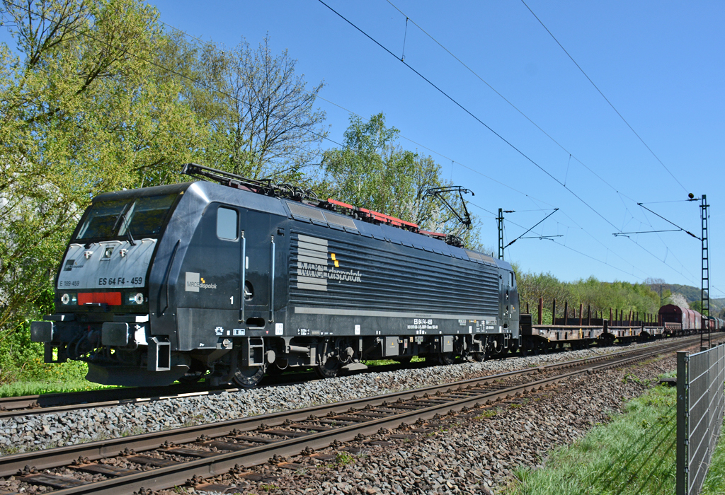 189 459 (ES 64 F4) MRCE vor gem. Güterzug durch Bonn-Beuel - 20.04.2016