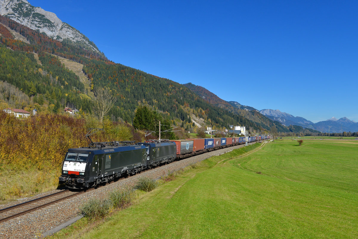 189 909 + 193 661 mit DGS 41850 am 14.10.2017 bei St. Martin am Grimming. 