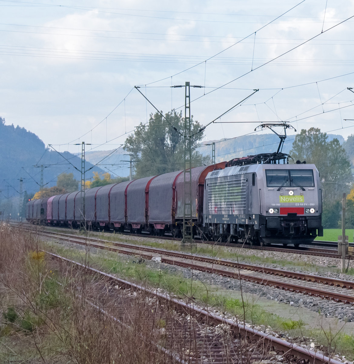 189 990 Novelis mit DGS 46630 SierreSiders - Schaffhausen Nord - (Göttingen Gbf)Richtung Kornwestheim bei Horb am Neckar.(30.9.2017). (2)