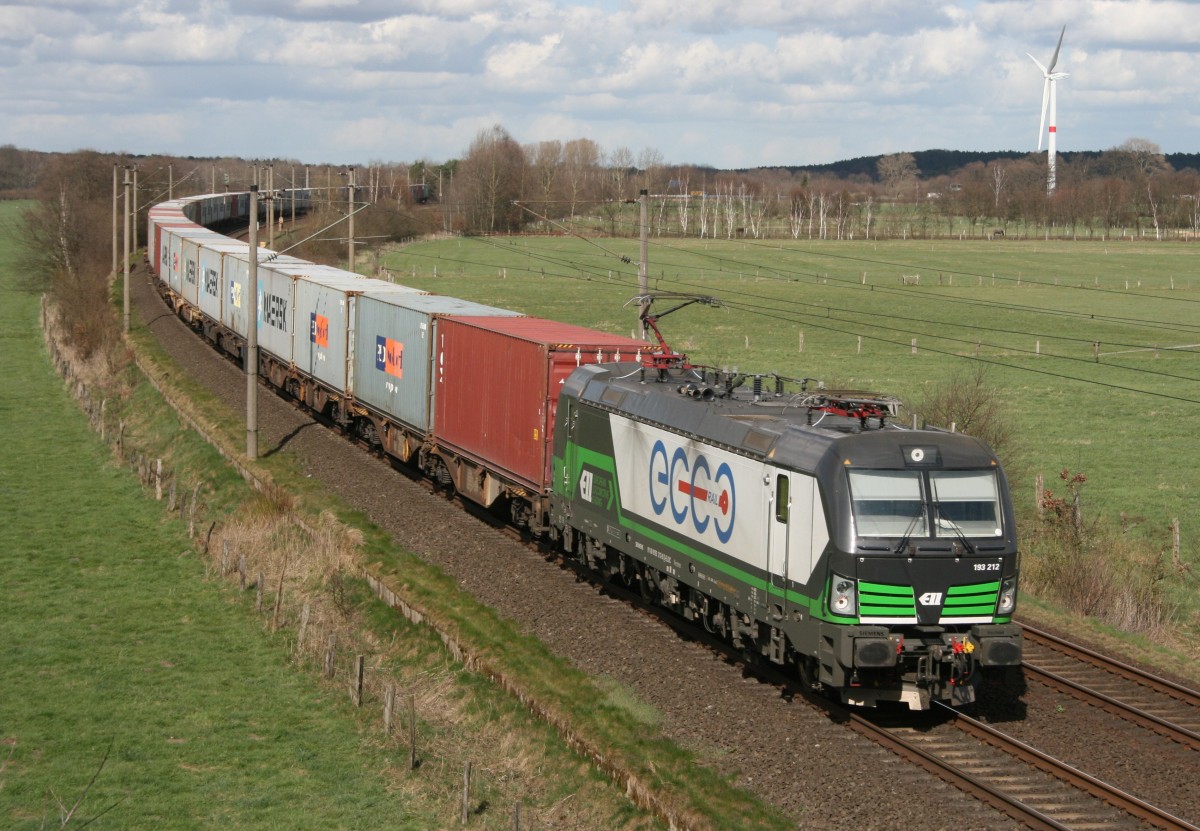 193 212 mit DGS 95252 (OHE, Hamburg-Waltershof–Bremerhaven Kaiserhafen) am 13.04.2015 zwischen Maschen Rbf und Jesteburg