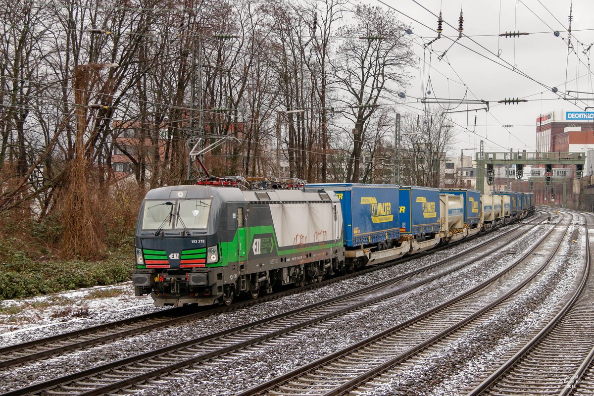 193 278 ELL mit KLV Lkw Walter in Wuppertal, am 11.02.2018.
