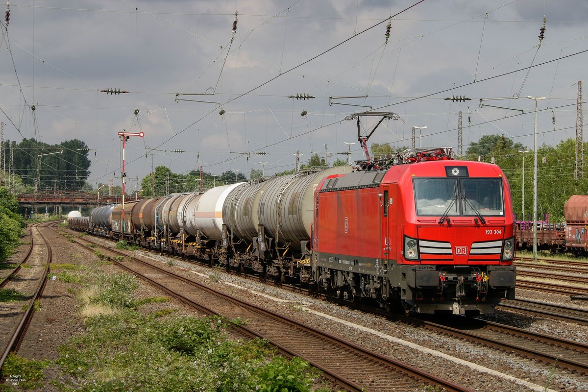 193 304 DB Vectron in Düsseldorf Rath, am 02.06.2018.