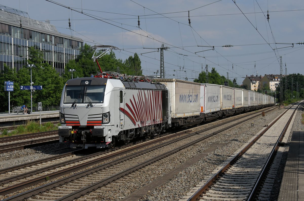 193 775 am 14.06.17 am Münchner Heimeranplatz