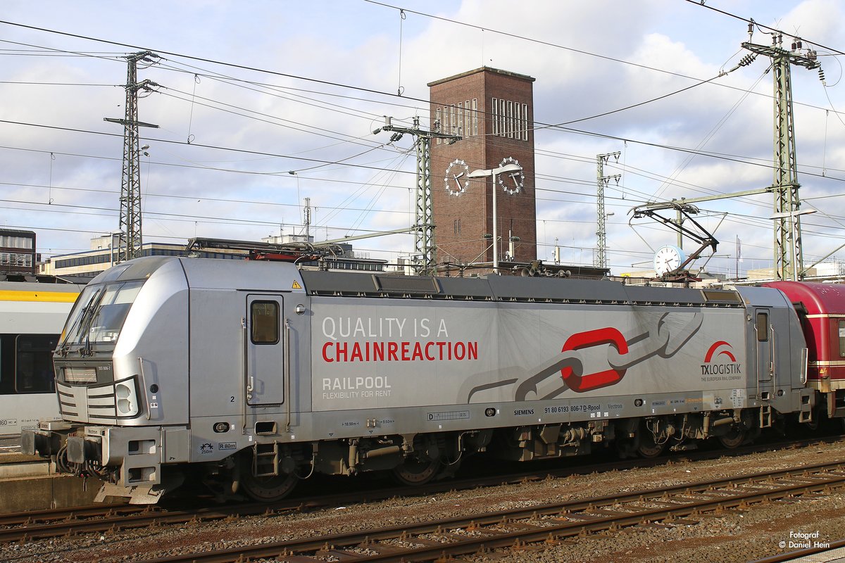 193 806-7 Railpool  Chainreaction  in Düsseldorf Hbf, am 29.01.2017.
