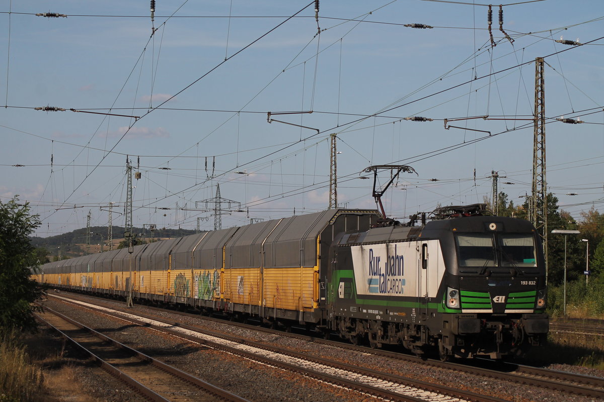 193 832 am 26.07.2018 mit einem ARS-Zug in Eichenberg.