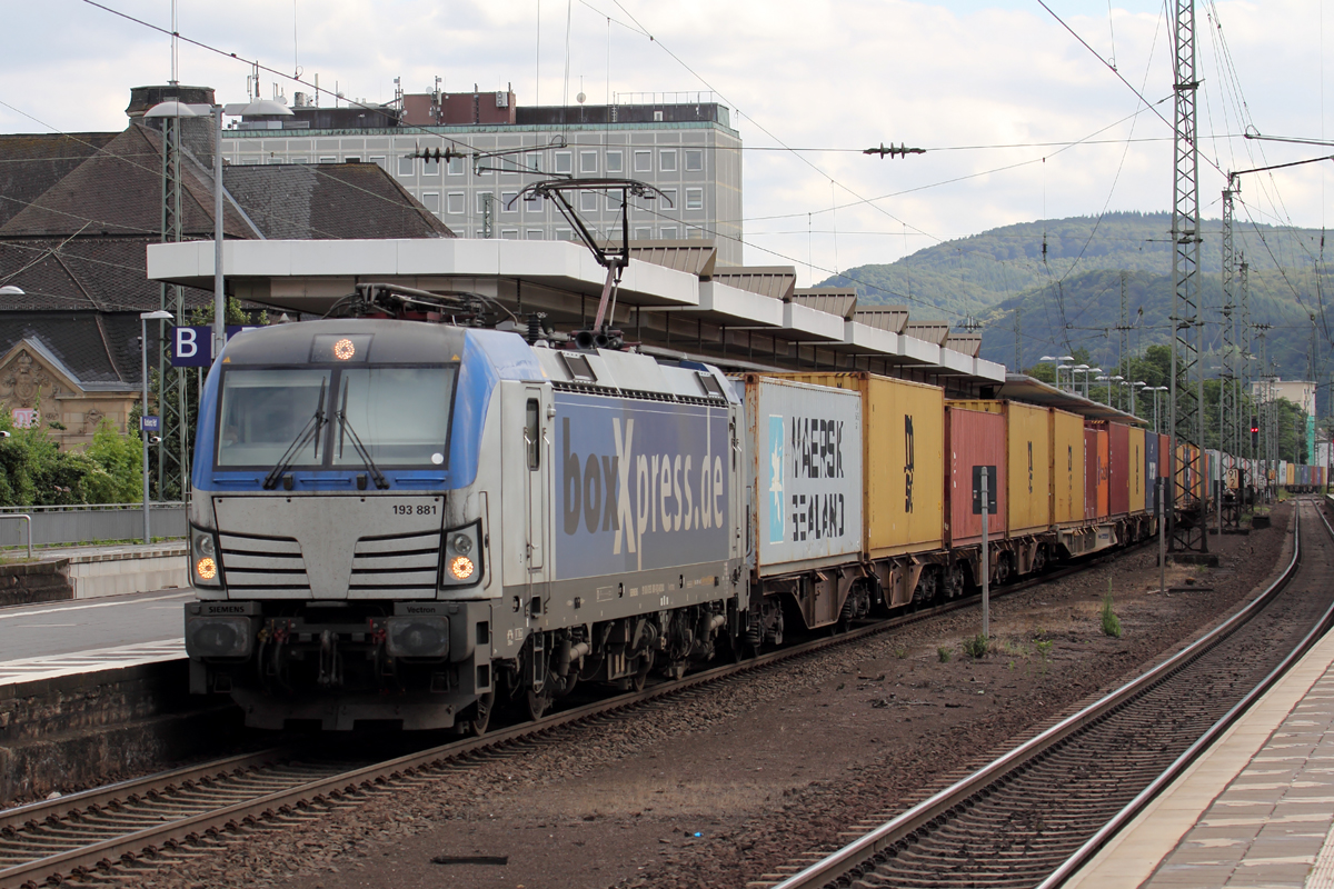 193 881 durchfährt Koblenz Hbf. 27.7.2016