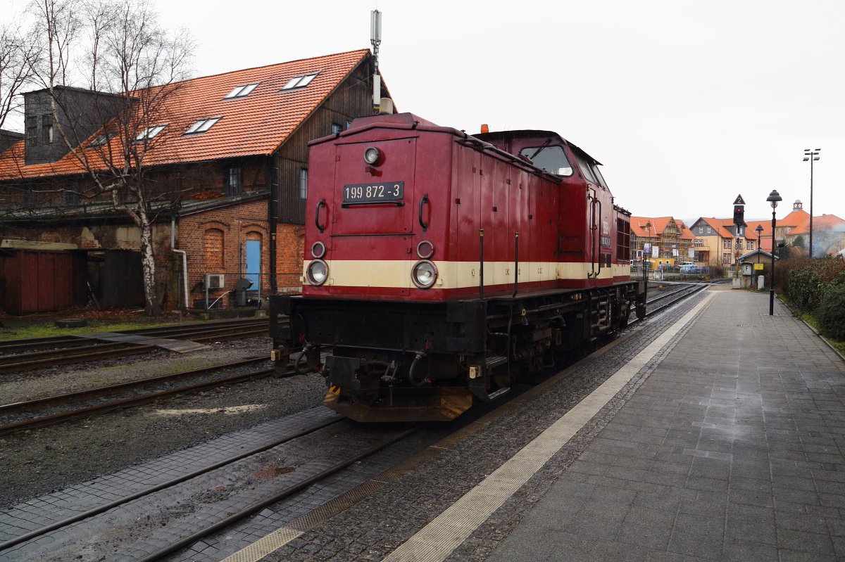 199 872 nach Bereitstellung eines Sonderzuges im Regen. Die Aufnahme entstand am Mittag des 05.02.2016 im HSB-Bahnhof Wernigerode.