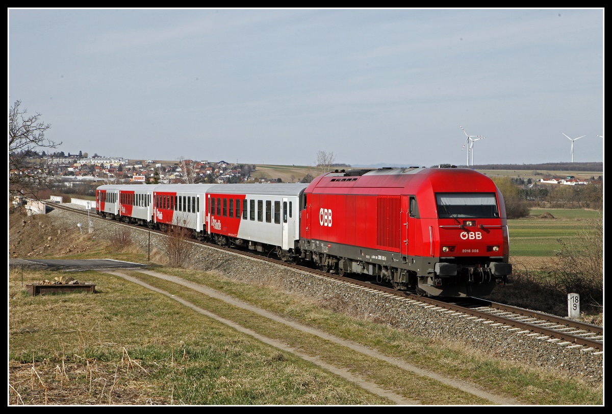 2016 005 mit REX bei Marz - Rohrbach am 6.03.2019.