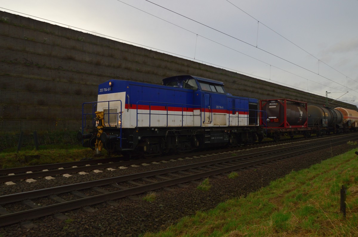 203 165 der ALS mit einem Güterzug bei Allerheiligen. 22.12.2015