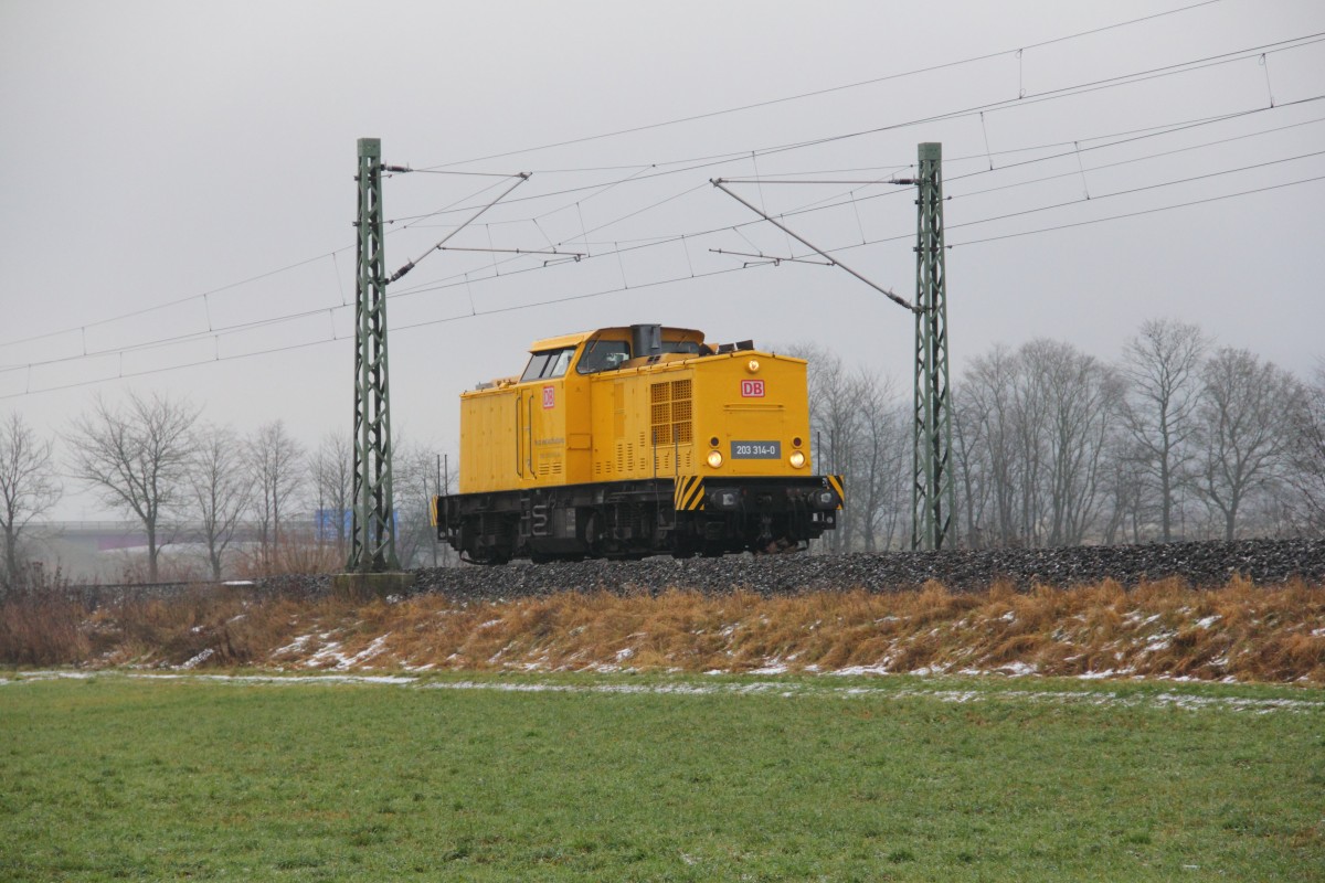 203 314-0 DB Netz Instandhaltung bei Reundorf am 07.01.2015.