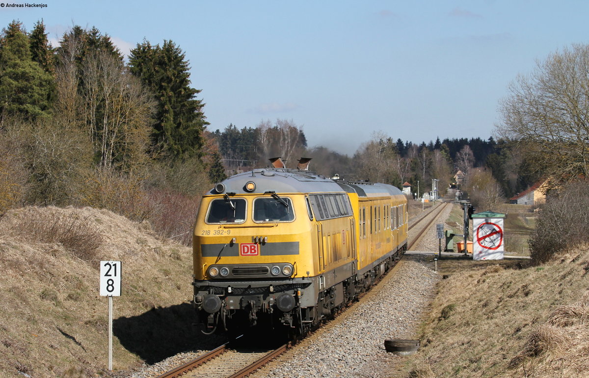 218 392-9 mit dem Mess NbZ 94341 (Rottweil-Kork) bei Zollhaus 20.3.19