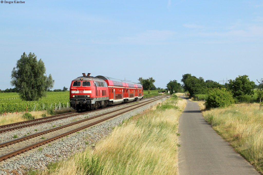218 414-1 mit dem RE 18848 Wissembourg-Koblenz bei Edesheim, 22.06.2014. Ab 2015 wird vlexx diese Leistung mit Coradia Lint Triebwagen übernehmen.