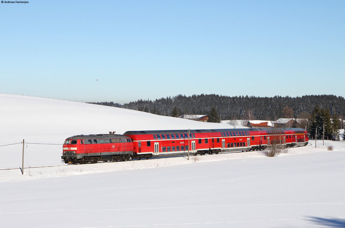 218 425-7 mit dem RE 57500 (München Hbf-Füssen) bei Bethlehm 21.1.17